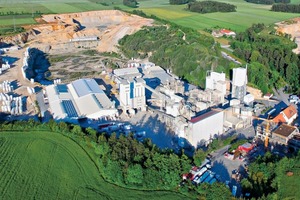  <div class="bildtext_en">1 Around € 10 million are being invested at the main site in Azendorf</div> 