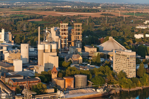  2 All seven German Dyckerhoff cement plants were awarded the CSC certificate. The picture shows the Dyckerhoff plant in Wiesbaden 