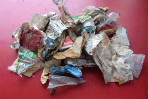  1 Waste material and inhomogeneous sample of waste material 