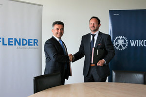  Antonín Růžička, Managing Director of Wikov (right) and Nevzat Özcan, General Manager Flender Customer Service look forward to the cooperation 