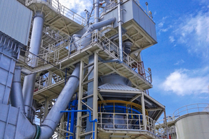  The 100 t/d single shaft Maerz HPS kiln in the Kuala Ketil plant produces lime at a burning temperature of 1750° C 