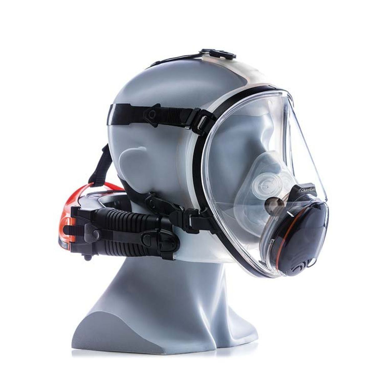 Fan assisted respiratory protection system filters particles from