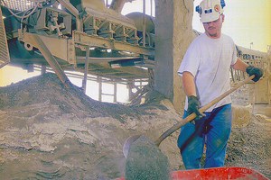  4 Cleanup brings workers within close proximity of a moving conveyor 