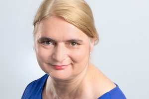  Dr. Petra Strunk<br />Editor-in-Chief<br /><br /> 