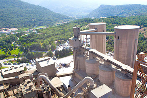  The Bursa Cement plant is in the Marmara Region, the most industrialised and densely populated area of Turkey 