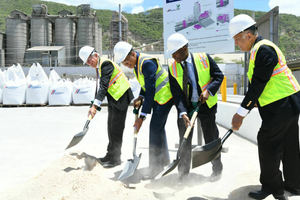  1 Cemex CEO, Fernando A. Gonzalez; Jamaica Prime Minister, Andrew Holness; Minister of Industry, Investment and Commerce; Senator Aubyn Hill; Chairman of Caribbean Cement Company Limited, Parris Lyew-Ayee (f.l.t.r.) 