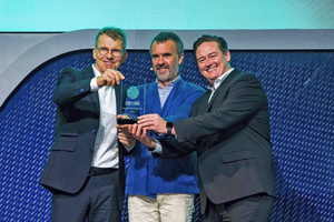  2 Delighted with the award (from left to right): Jürgen Nowicki, Executive Vice President Linde plc and CEO of Linde Engineering, Cédric de Meeûs, Head of Public Affairs &amp; Social Impact at Holcim and Philip Glörfeld (Director Sales Europe, Africa CIS) at thyssenkrupp Polysius GmbH 