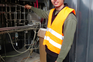  3 Martin Pietrowski explains the technical characteristics of the CO2 capture plant  