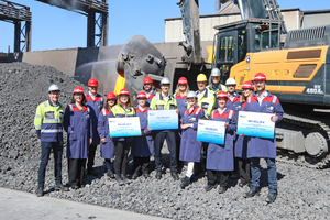  Ceremonial handover of the funding decision at Lech-Stahlwerke GmbH in Meitingen/Germany on September 20, 2024, to all project partners by the then Parliamentary State Secretary at the Federal Ministry for Economic Affairs and Climate Protection, Dr. Franziska Brantner (front row, third from right) 
