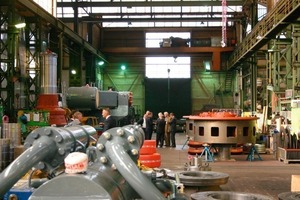  4	Parts of the new mill, in addition to the proven MPS mill equipment, ready for dispatch 