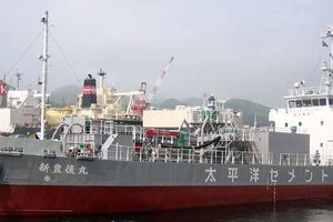  14 870 dwt cement selfunlaoder of Taiheiyo 