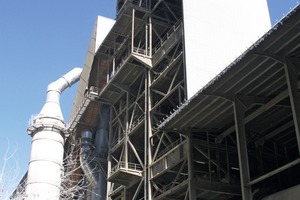  	Wärmetauscherturm und ehemaliger Filterturm 