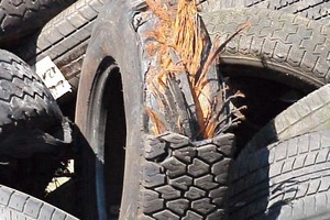  2 End-of-Life Tyres with iron containing carcasse 