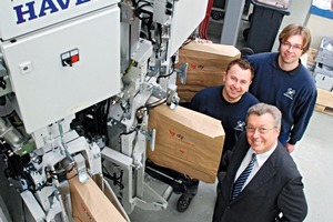  Dr. Reinhold Festge (front) in front of a 14-spout ROTO CLASSIC<sup>®</sup>  