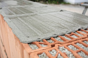  2 Simple principle: position mortar pads – wet them – place next row of masonry 