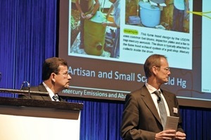  Daniel Crowley (TITAN America, links) gab Einblicke in das US Programm zur Reduktion von Quecksilberemissionen. Volker Hoenig (VDZ, rechts) führte durch den Nachmittag 