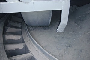  2 View of a grinding roller in an MVR 