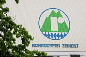  6 The Rohrdorf logo shows the origin of the processed limestone above the symbol for Bavaria – a blue-white diamond line 