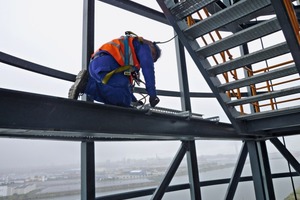  3 Electrical installation in the bucket conveyor tower 