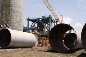  8	New 3000 t/d clinker production line under construction at Mugher (photo Harder) 