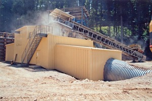  3 Starting point of the new conveying line: Crusher and tube belt loading station 