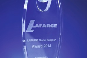  1 With its ADAMS® technology for filling powder-type products into watertight PE bags, Haver &amp; Boecker was able to win the Lafarge Global Supplier Award 2014 in the category “sustainability” 