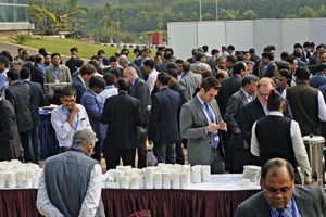  Networking during coffee and lunch breaks 