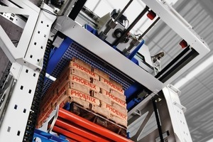  4 The Beumer paletpac forms exact, stable and thus space-saving bag stacks 