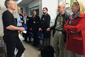  2 Dr. Stefan Stöber (left), MLU Halle, led a tour of the Institute of Geosciences and Geography 