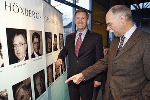  	Christian Wulff, Ministerpräsident von Niedersachen und Dr. Hans Andreas Brodersen, Vorsitzender des azb (v.  l.) 
