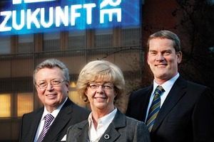  The 4th generation partners Dr Reinhold Festge, Susanne Festge and Walter Haver (from the left) in front of the modern IMAGIC WEAVE® façade 