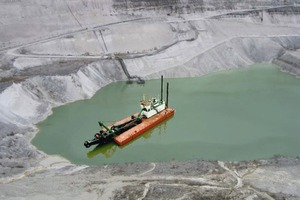  10	Dredger (photo design of the feasibility study of IHC)  