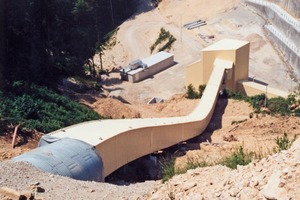  4 View dowslope on the tube belt conveyor and the transfer station 