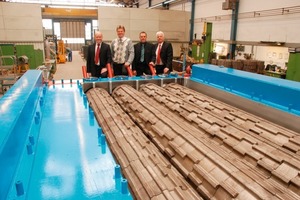  From left/von links: Thomas Nagel (Operations Director), Stephan Oehme (Sales and Technology Director), Alfred G. Astle (After Market Director), Reiner Frühling (Managing Director) 