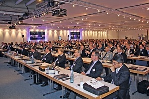 1 Informing international guests about the organisational and technical developments