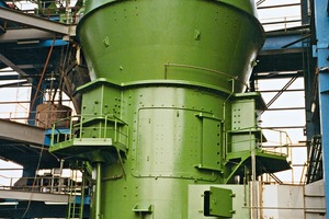 The new vertical roller mill MPS 4750 B for the Malayan YTL group