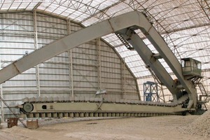 17 The new additive scraper side reclaimer with a 400 tph capacity at the Cimento A.S. Kizilkaya plant