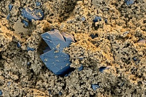 Hydrated C3S paste with 3% XSEED after 8 h (W/Z=0,5). In blue non-hydrated grains, in yellow CSH phases that grow around the seeds