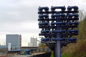 16 The conveying distance can be shortened by simple reconnection at the pipe bends