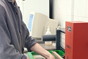 3 Determination of setting times in a water bath using the Vicat needle apparatus in accordance with DIN EN 196-3