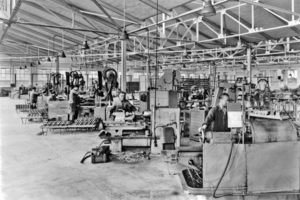7 In 1953 Karlheinrich Heller opened a branch factory in Hamelin for the series production of superchargers and scavenging blowers for diesel engines by a workforce of around 40 employees
