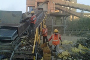 14 + 15 Shredding of waste at the cement plant