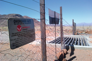 2 A new motorgate or “cattle guard” allows the removal of internal fences which restrict wildlife movement