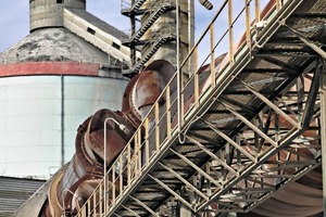 2 Correct sensor installation is essential for reliable and consistent operation