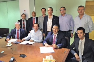 Signing the contract for two turnkey coal mills at Amreyah Cement Company in Alexandria, Egypt. The contracts were signed by (left to right, sitting): Erich Pichlmaier (Managing Director CPB), Matias Cardarelli (Legal & Administrative Director AMCC), Mohamed El Daghashy (Managing Director AMCC)