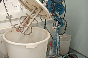 5 Mixer (a), filter press (b) and sedimenter (c), ­crystallizer (d) and drying ovens (e) installed in the process container