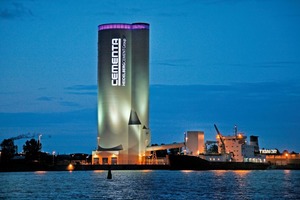 8 Malmö terminal by night