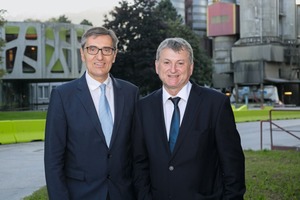 1 Mag. Erich Fromm-wald (left) and Plant Director Dipl.-Ing. Anton Secklehner