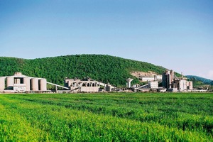 3 40 times the size of an Olympic swimming pool: that’s the surface area that Geocycle Romania helped turn from oil lagoon to farmland by co-processing the waste. A successful partnership with local innovator in energy waste management, Ecomaster Servicii Ecologice, had led to the elimination of 100 000 t of oil sludge over the past eight years