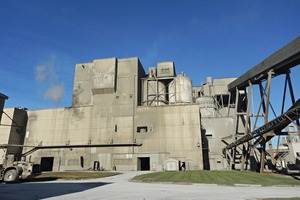 1 Conveyors transporting bulk materials have different entry points into the plant